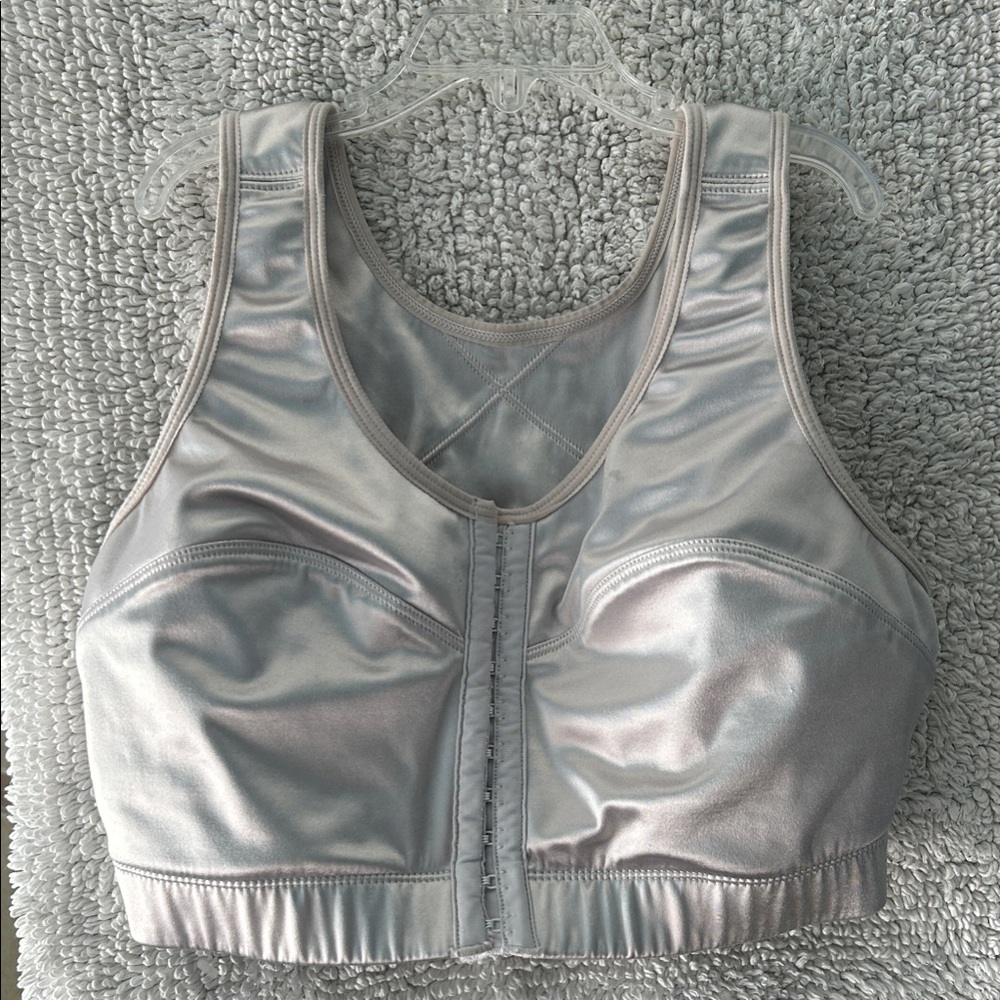 Enell White Size 2 Bra